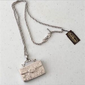D’orlan Vintage Clutch Pendant & Necklace